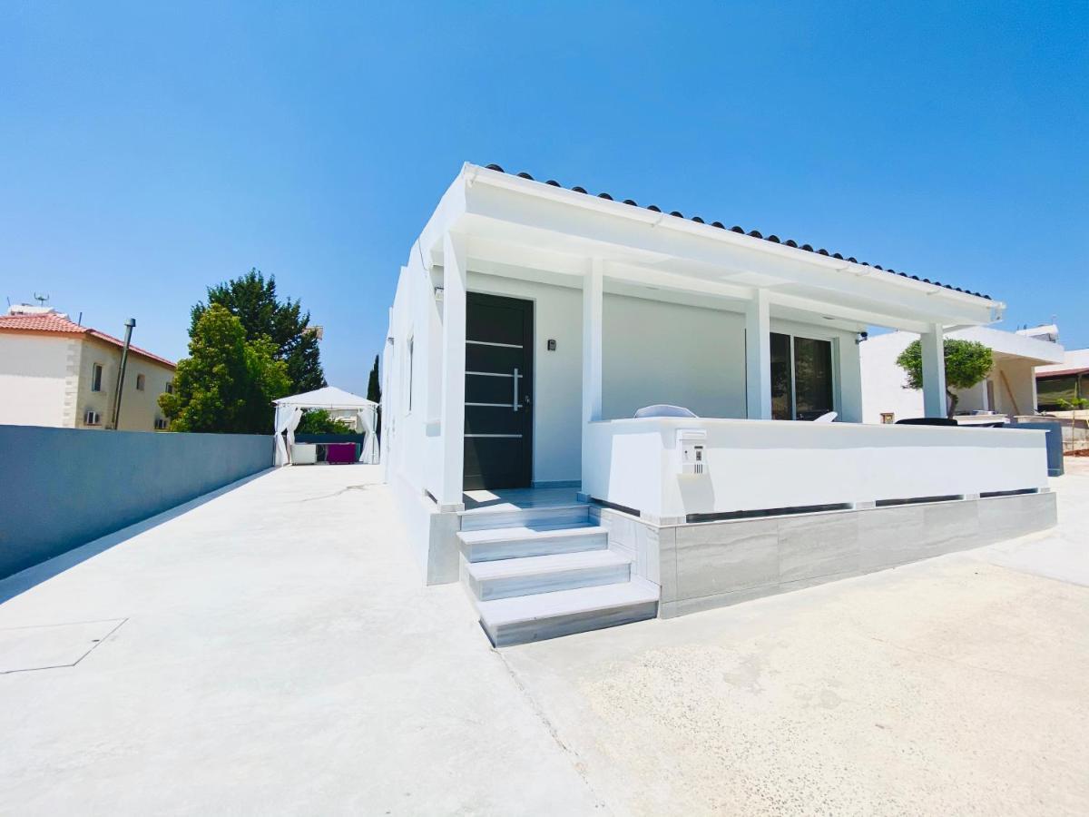 Sandy Bay Villa Айя-Напа Экстерьер фото